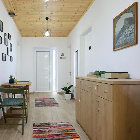 בראט Hotel Vila Vreko B&B מראה חיצוני תמונה