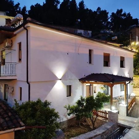 בראט Hotel Vila Vreko B&B מראה חיצוני תמונה