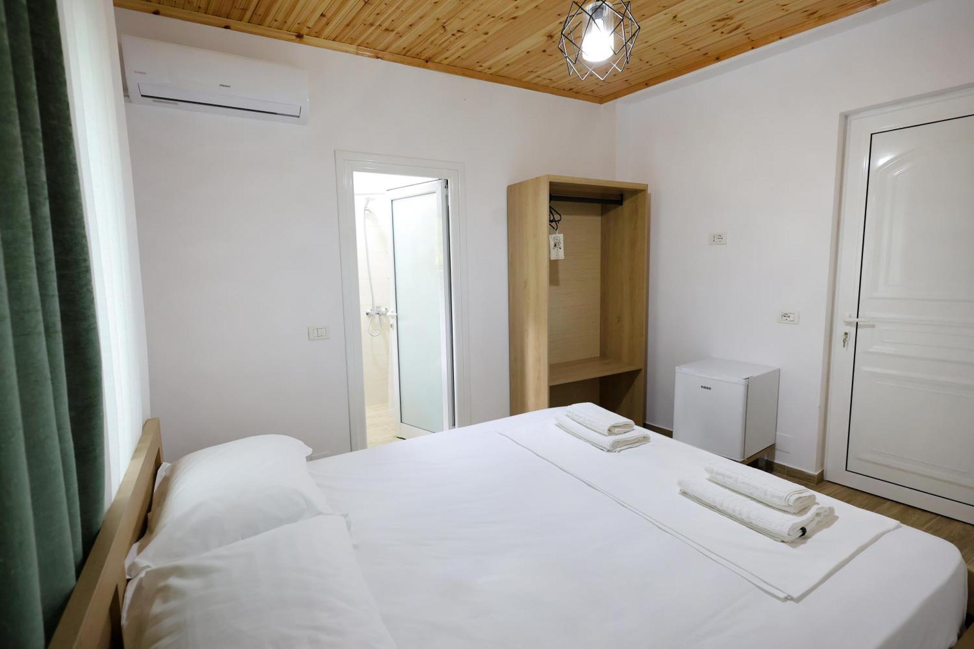 בראט Hotel Vila Vreko B&B מראה חיצוני תמונה