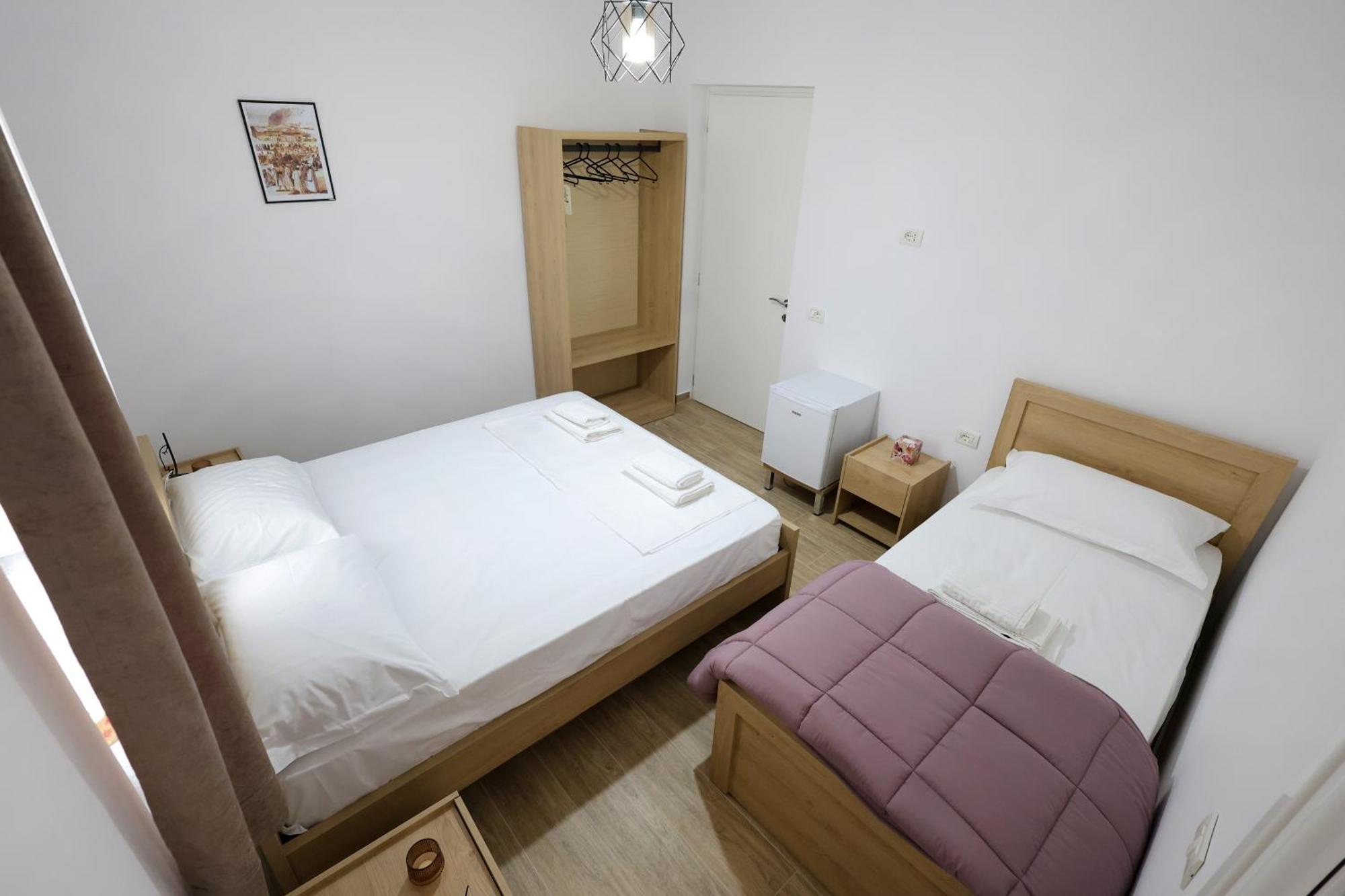 בראט Hotel Vila Vreko B&B מראה חיצוני תמונה