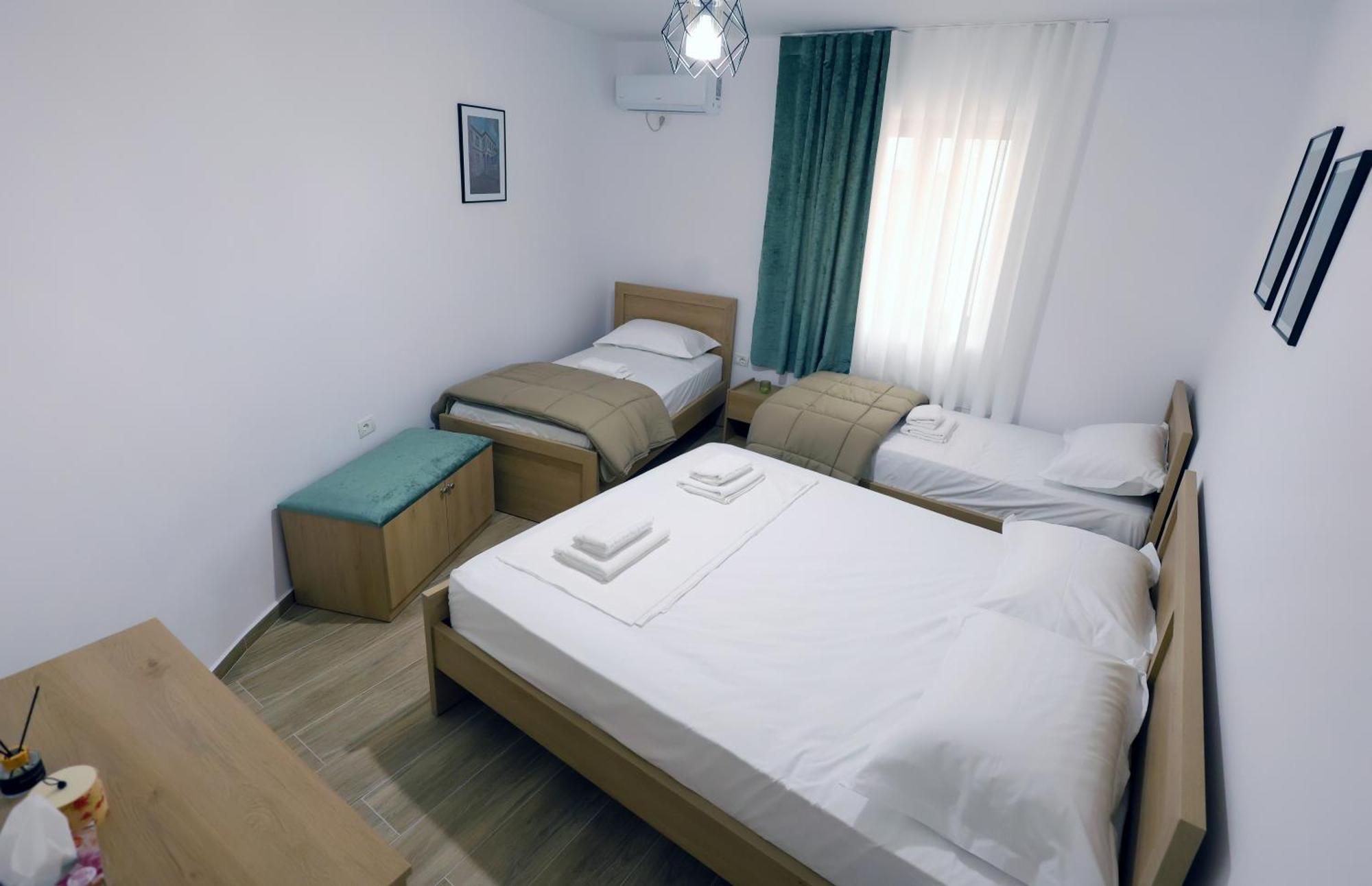 בראט Hotel Vila Vreko B&B מראה חיצוני תמונה